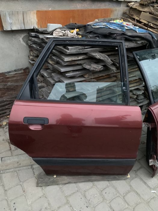 Двері до audi 80