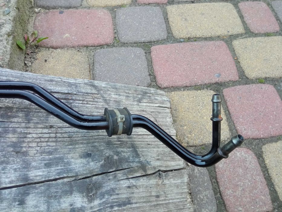 Трубки гідропідсилювача керма охолодження масла ГПК Фієста Кур’єр Мк4