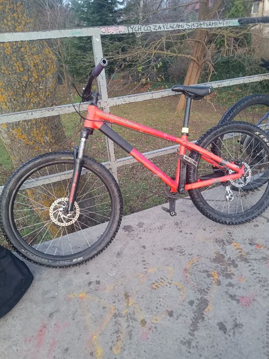 Rower Kellys whip 10 dirt