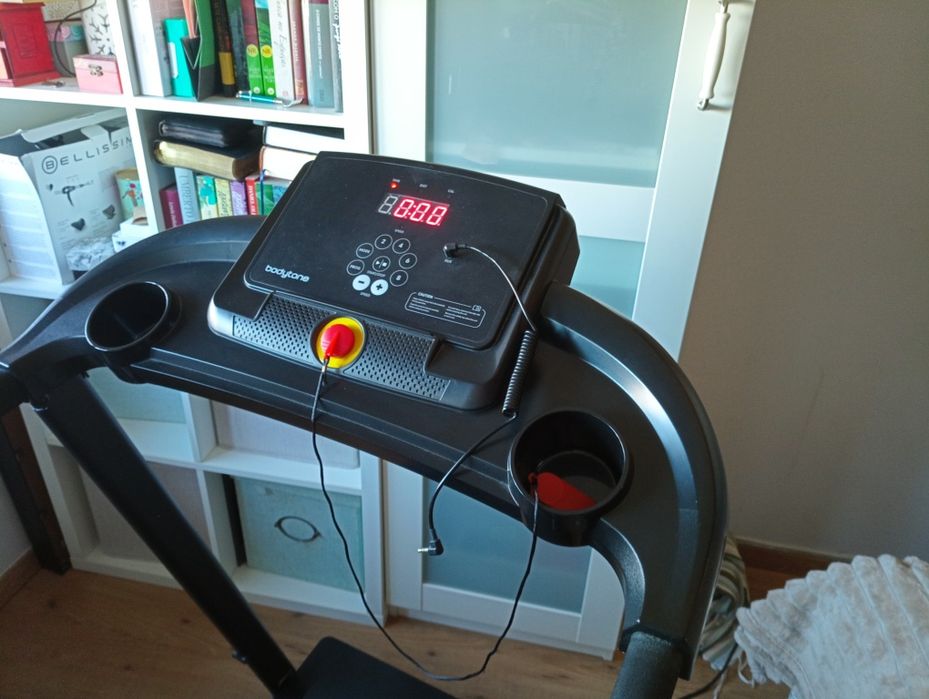 Vendo passadeira nova DT 12+bodytone