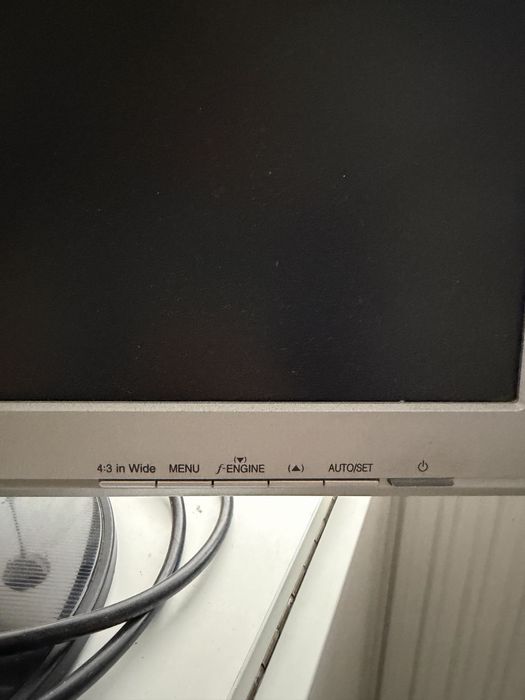 Монітор LG FLATRON W2242S - SF