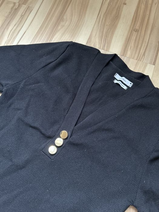 Czarna elegancka obcisła sukienka midi Reserved M L