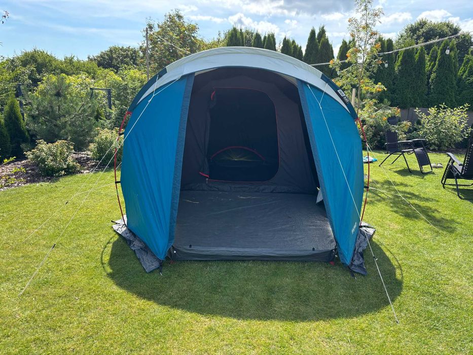 Namiot kempingowy Quechua Arpenaz 4.1 Fresh & Black 4-osobowy