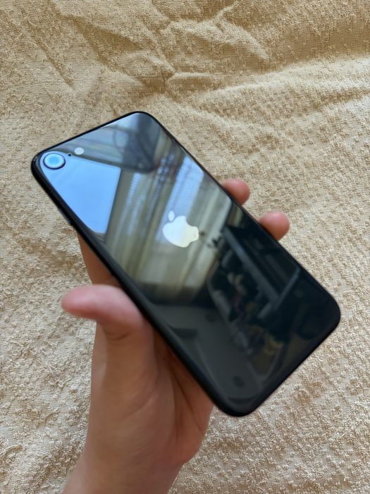 iPhone SE 2020 128Gb Black Neverlock