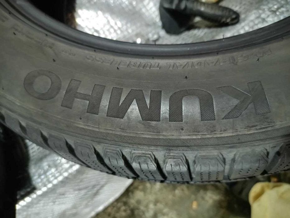 Шини Kumho 235/55R18. 2шт. Зима 2024р (0811)
