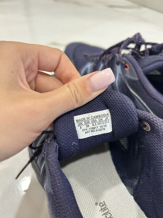 Продам трекінгові кросівки Salomon Alphacross 38