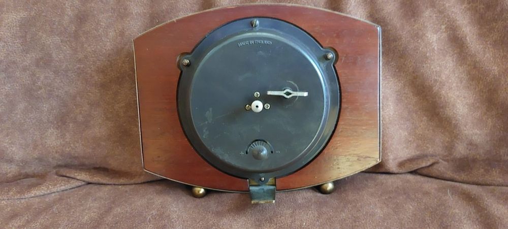 Zegar mechaniczny Metamec UK