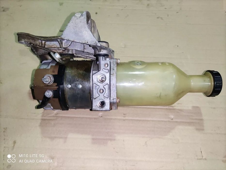 Bomba direção assistida - Clio I 1.9d