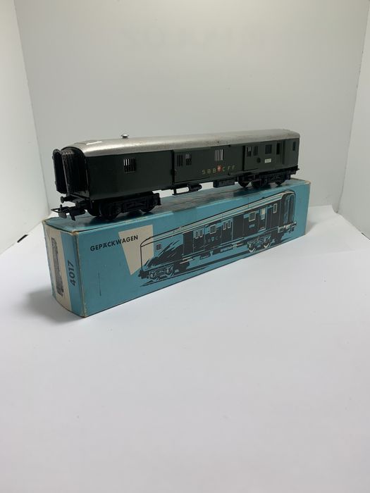 Vagão Marklin 4017 escala H0
