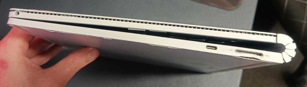 Microsoft Surface Book 2 - i7