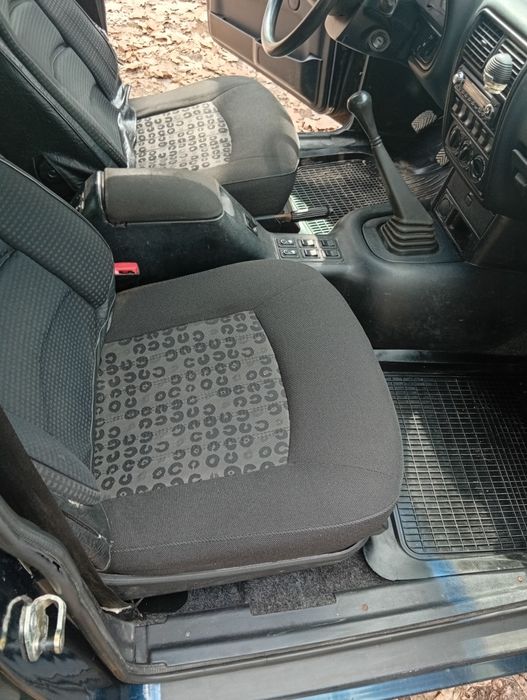 Легкові автомобілі