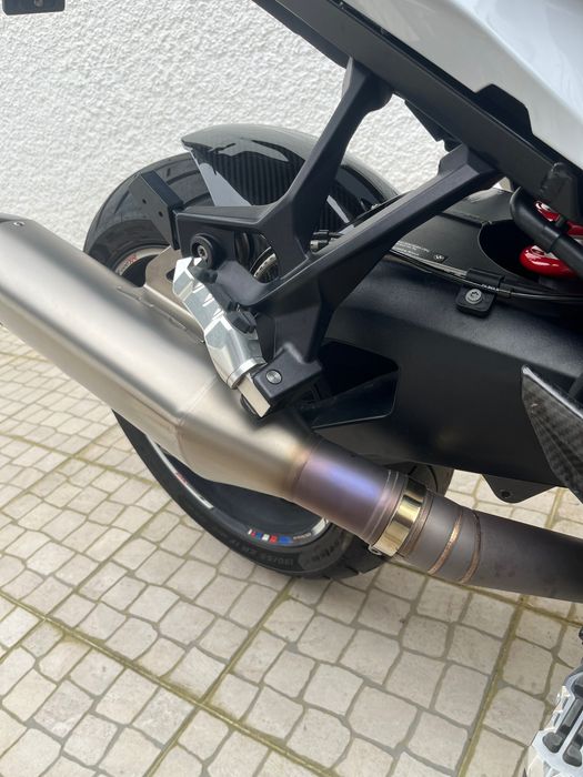 BMW S1000 XR pack m carbono
