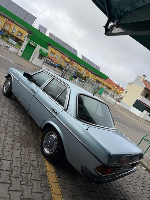 Mercedes  Benz w123 300d