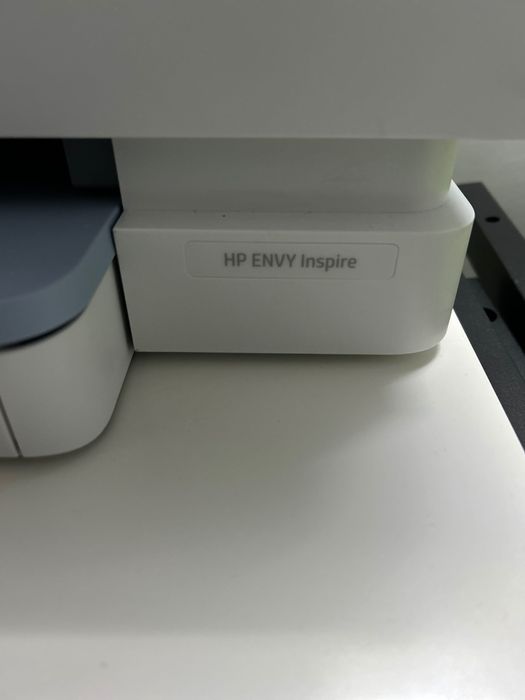 Impressora HP Invy inspire completamente