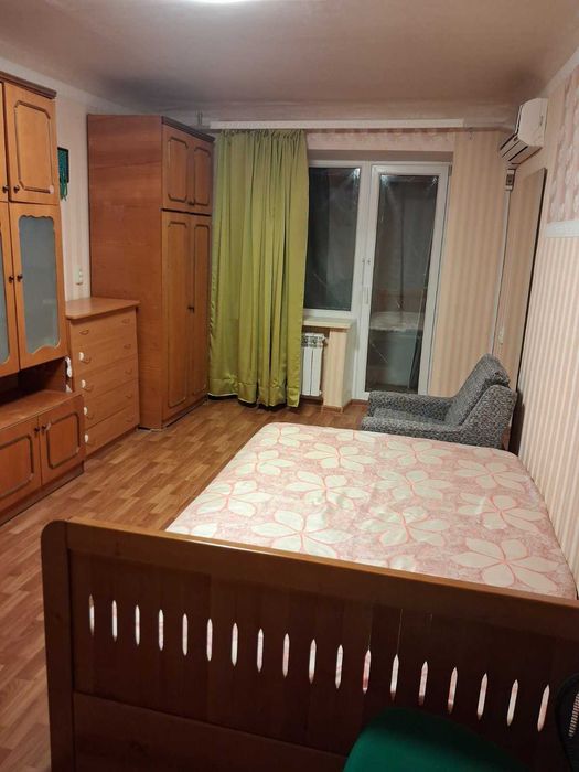 Здам однокімнатну квартиру біля універмагу Харків.