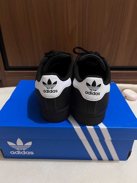 original_SUPERSTAR R.40