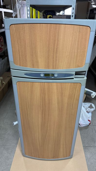 Холодильник Thetford N150 для кемпера / каравана 12V 220V газ