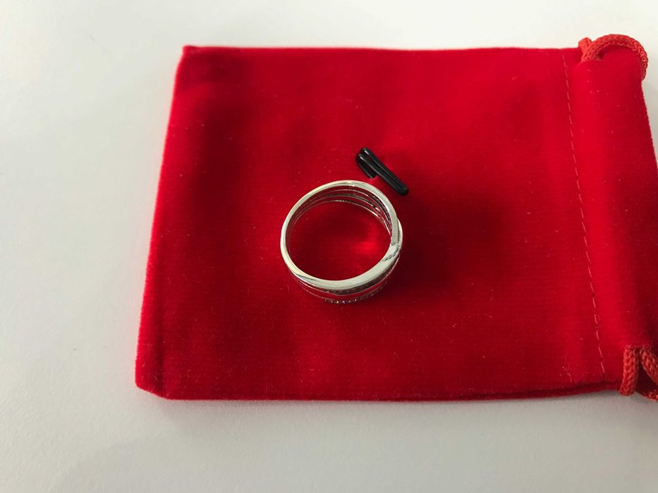 Anel Entwined Pandora em Prata de Lei 925 Novo