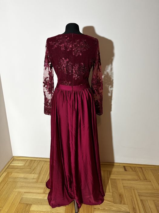 Sukienki wieczorowe M, M/L