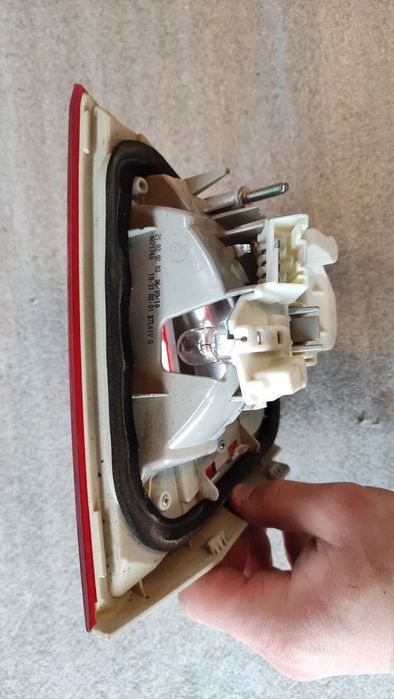 prawa tylna lampa w klape bmw e91