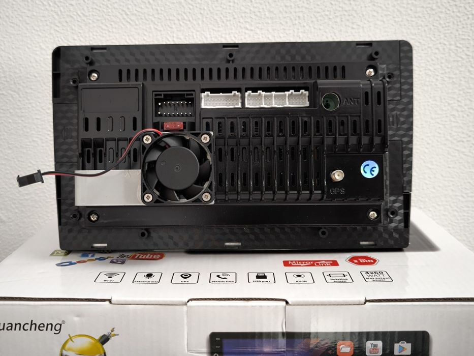 Магнитола 9" дюймов 4/64Гб с Карплей и Андроид Авто