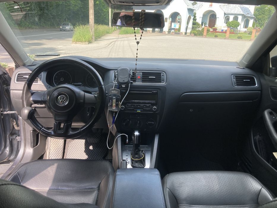 Фольсваген джета 6