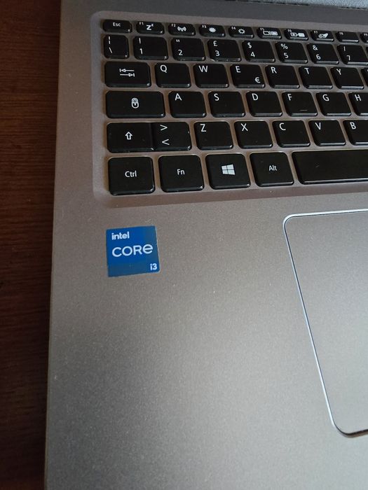 Portátil acer i3 11 gen