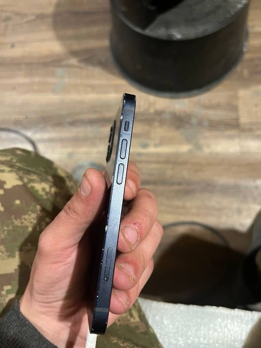 Срочно! Iphone 12mini