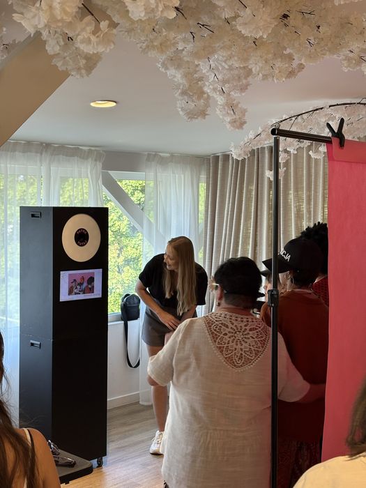 Fotobudka KLASYCZNA | Napis LOVE | wynajem na imprezę Kalisz i okolice