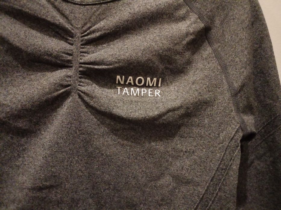 Krótki top sportowy Longsleeve Fit&Sweet Gray Naomi Tamper L