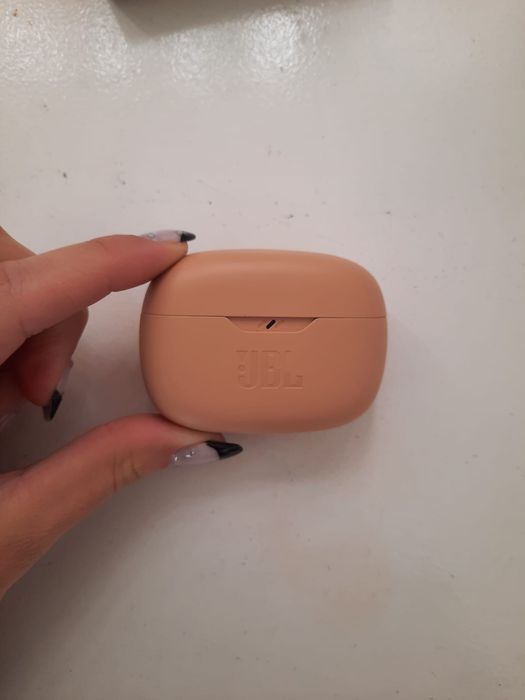 Fones JBL Wave Beam cor bege