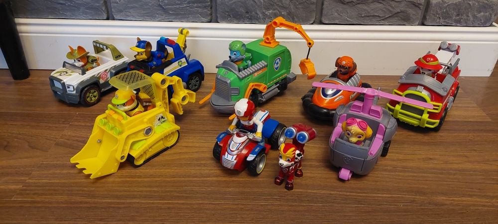 Psi patrol pojazdy z figurkami