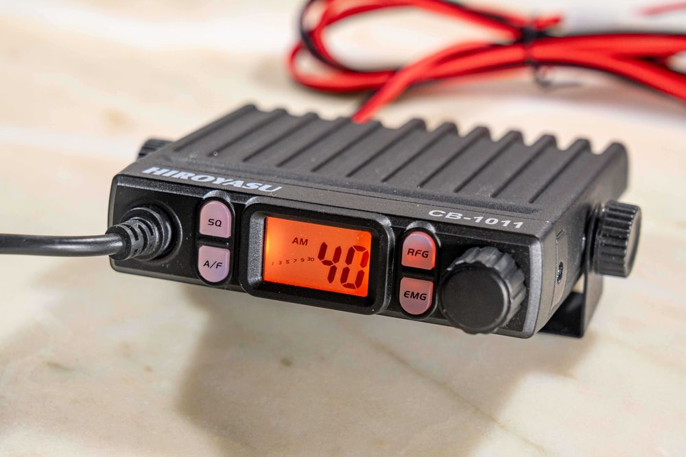 Radio CB de 8W com 40 canais em AM e FM, Novo!