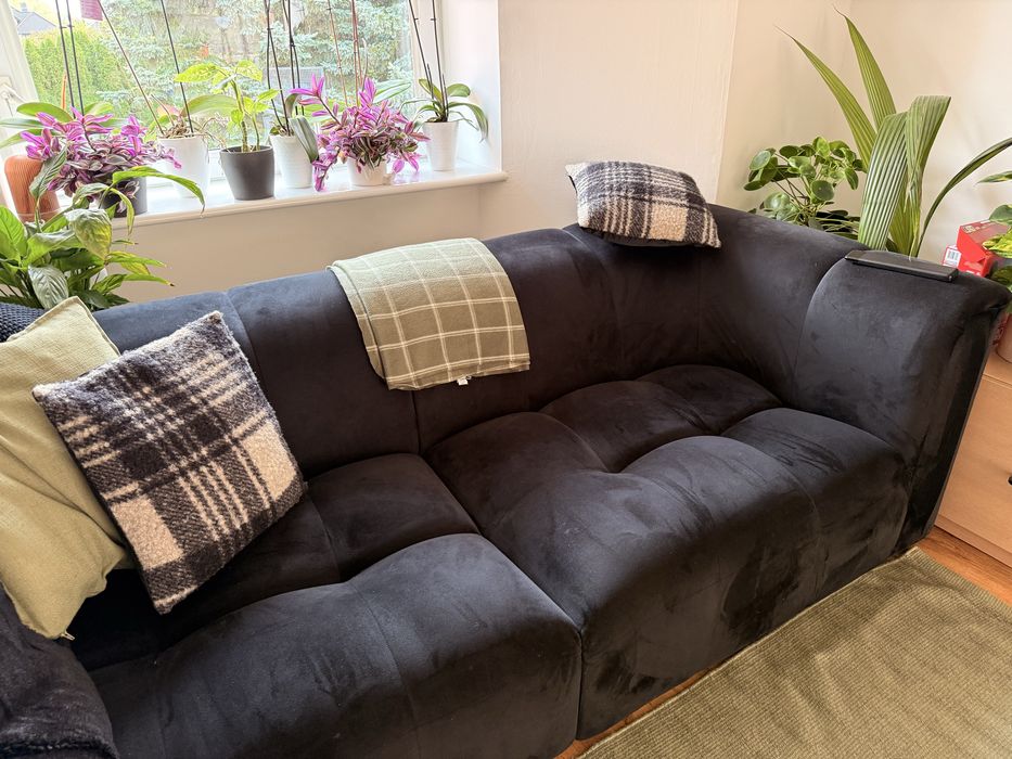 Kanapa czarna welur sofa