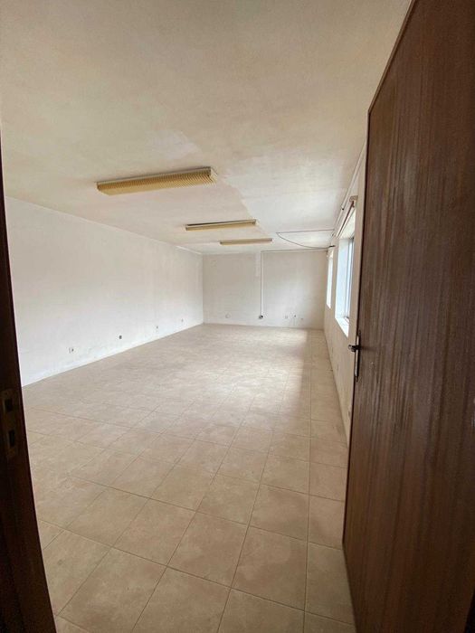 Armazém 400m2 para alugar