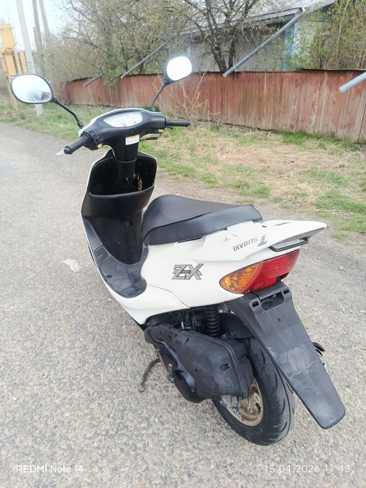 Honda dio Af 35 zx.