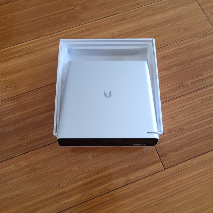 Ubiquiti Unifi CloudKey+ G2