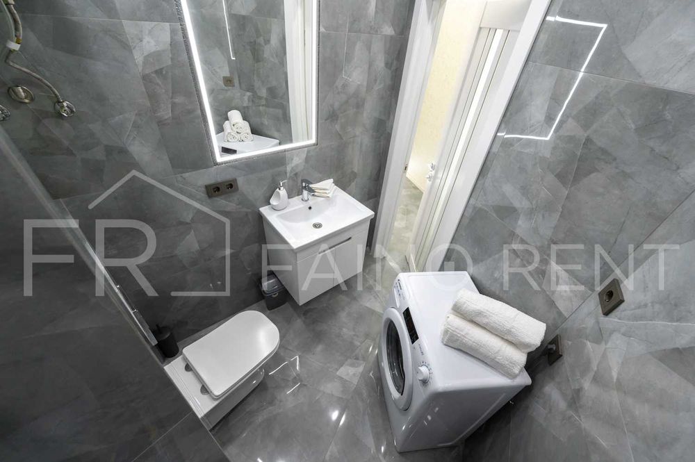 Стильні просторі апартаменти, Аркадія/5011