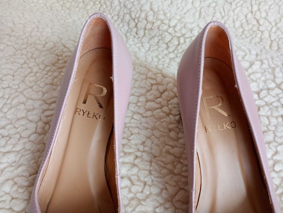 Piekne czółenka Ryłko w kolorze spopielałego różu -36/ 23,3 cm- bdb !!
