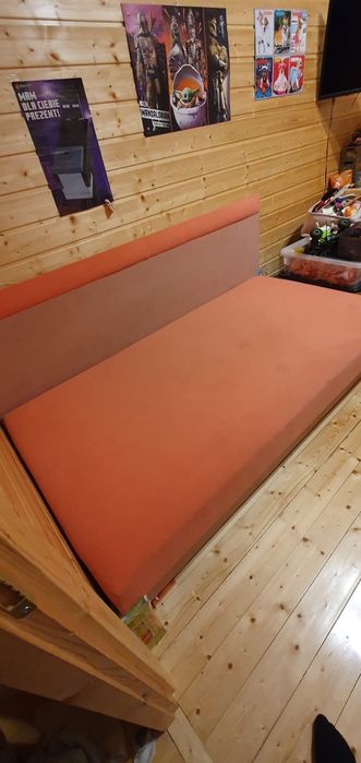 Łóżko jednoosobowe/ tapczan