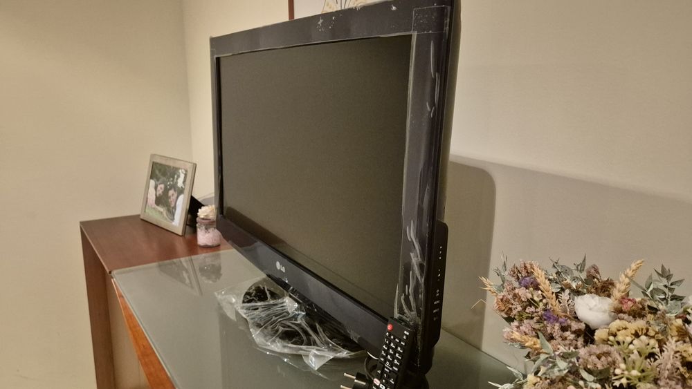 Tv como nova LG HD de 32 polgadas.