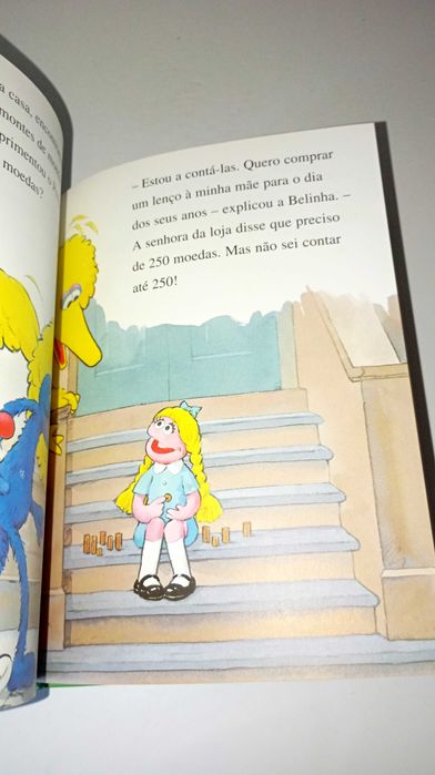 È um segredo! - livro da Rua Sésamo
