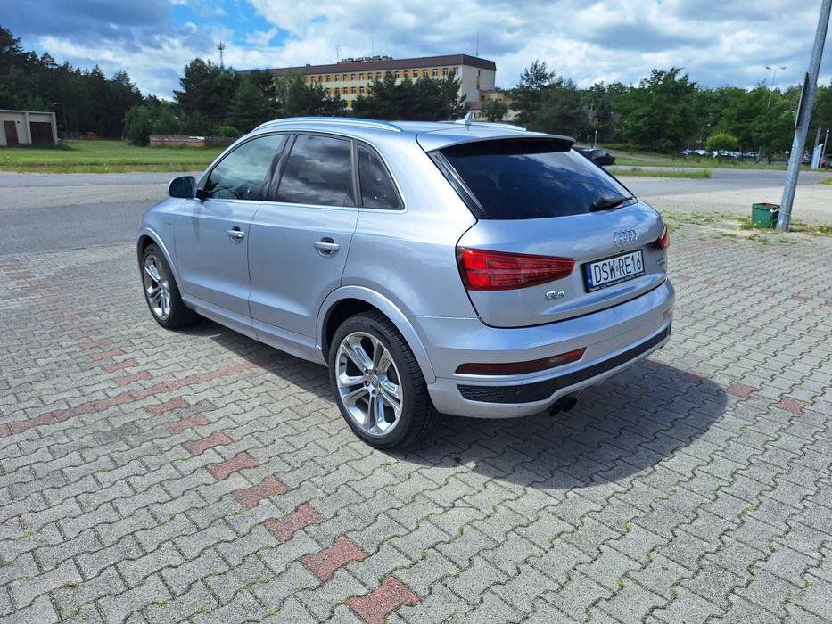 Audi Q3 2.0 TFSI, Quatro S-Line, Panorama, Keyles, Nawigacja - Kamera cofania
