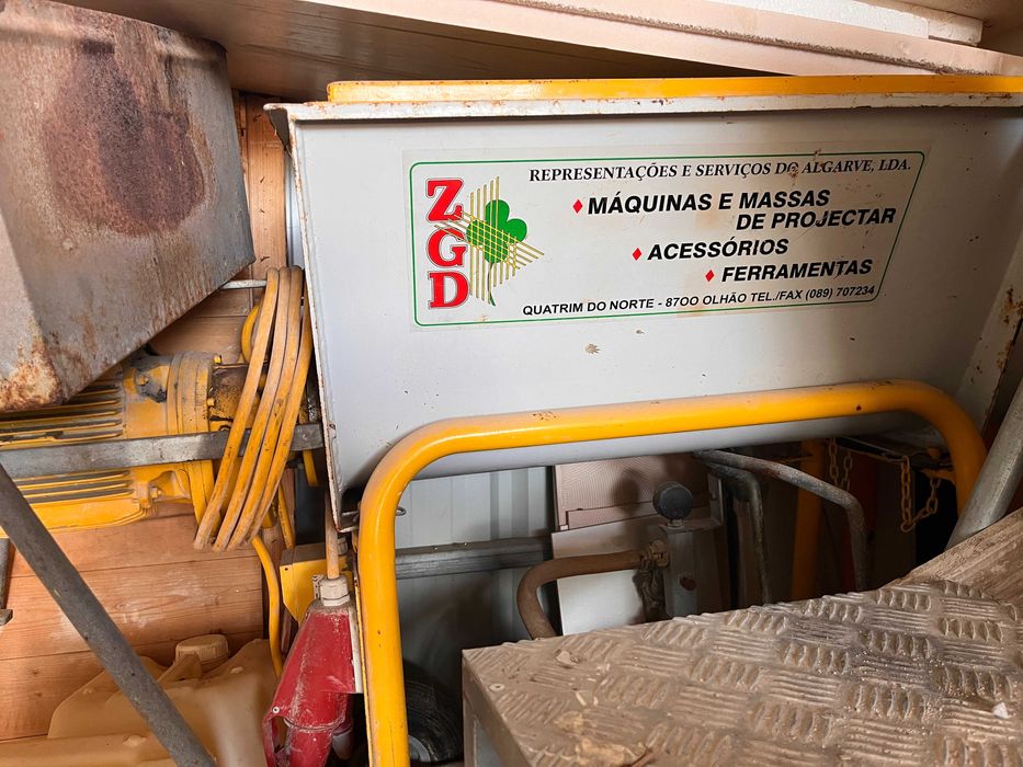 Maquina de projetar Reboco