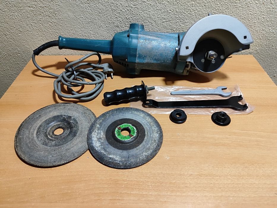 Rebarbadora grande black and deck 2250 w