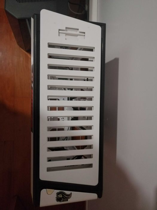 Estrutura de torre para venda