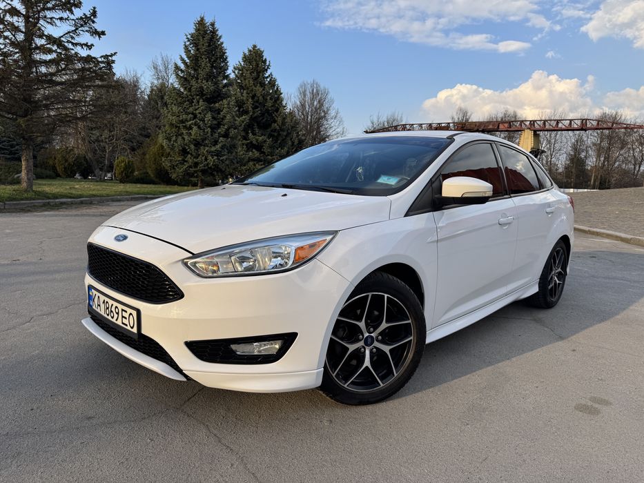 Ford Focus STline