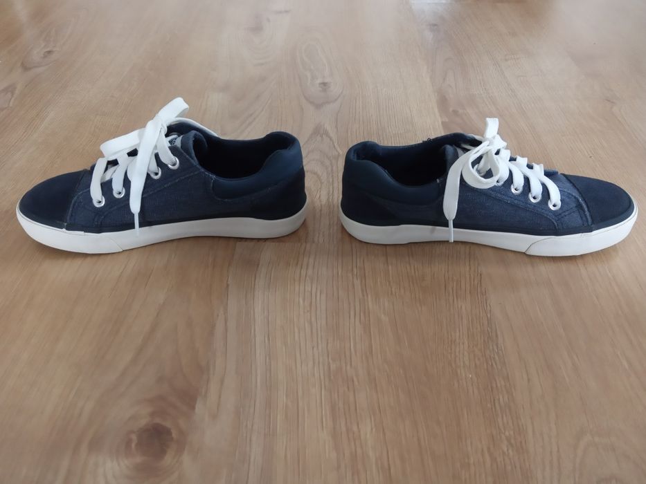 Buty sportowe tenisówki kapcie szkolne trampki Sprandi r.34