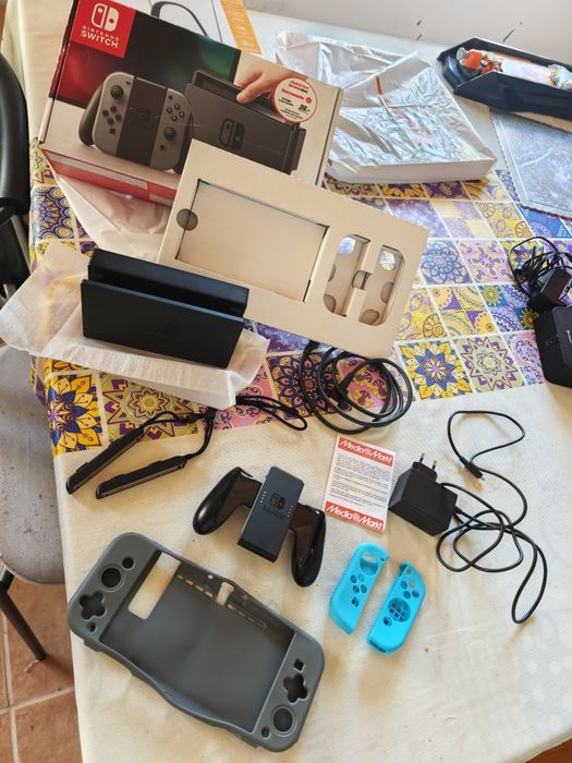 Nintendo switch, original. Com caixa e acessórios.