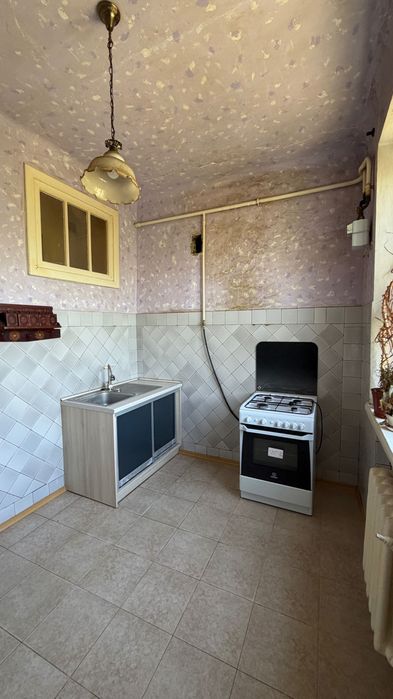 Сталінка на Печерську з висотою стелі 3.20 м ЦЕНТР ВІД ВЛАСНИКА